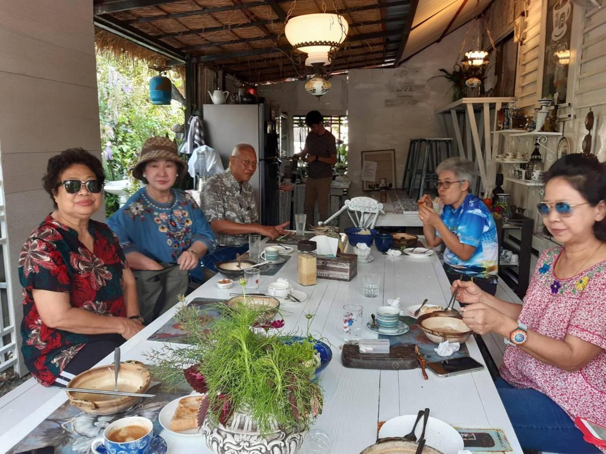 Village Homestay Udon Thani Exterior photo