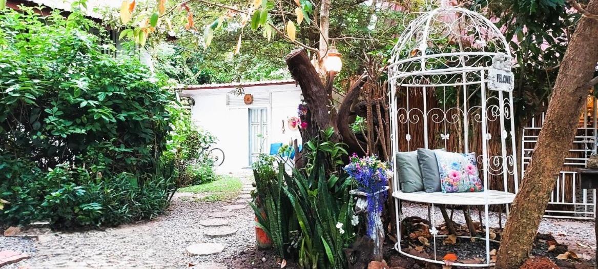 Village Homestay Udon Thani Exterior photo